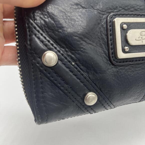 B Makowsky Leather Zip Around Wallet Black Silver w Leopard 8in X 4.5in Flaw - Picture 6 of 9